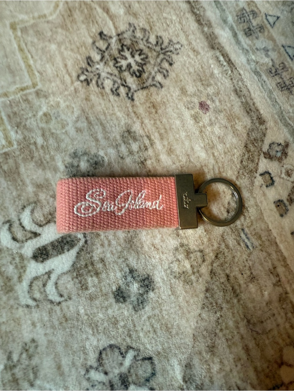 Peter Millar Sea Island Key chain